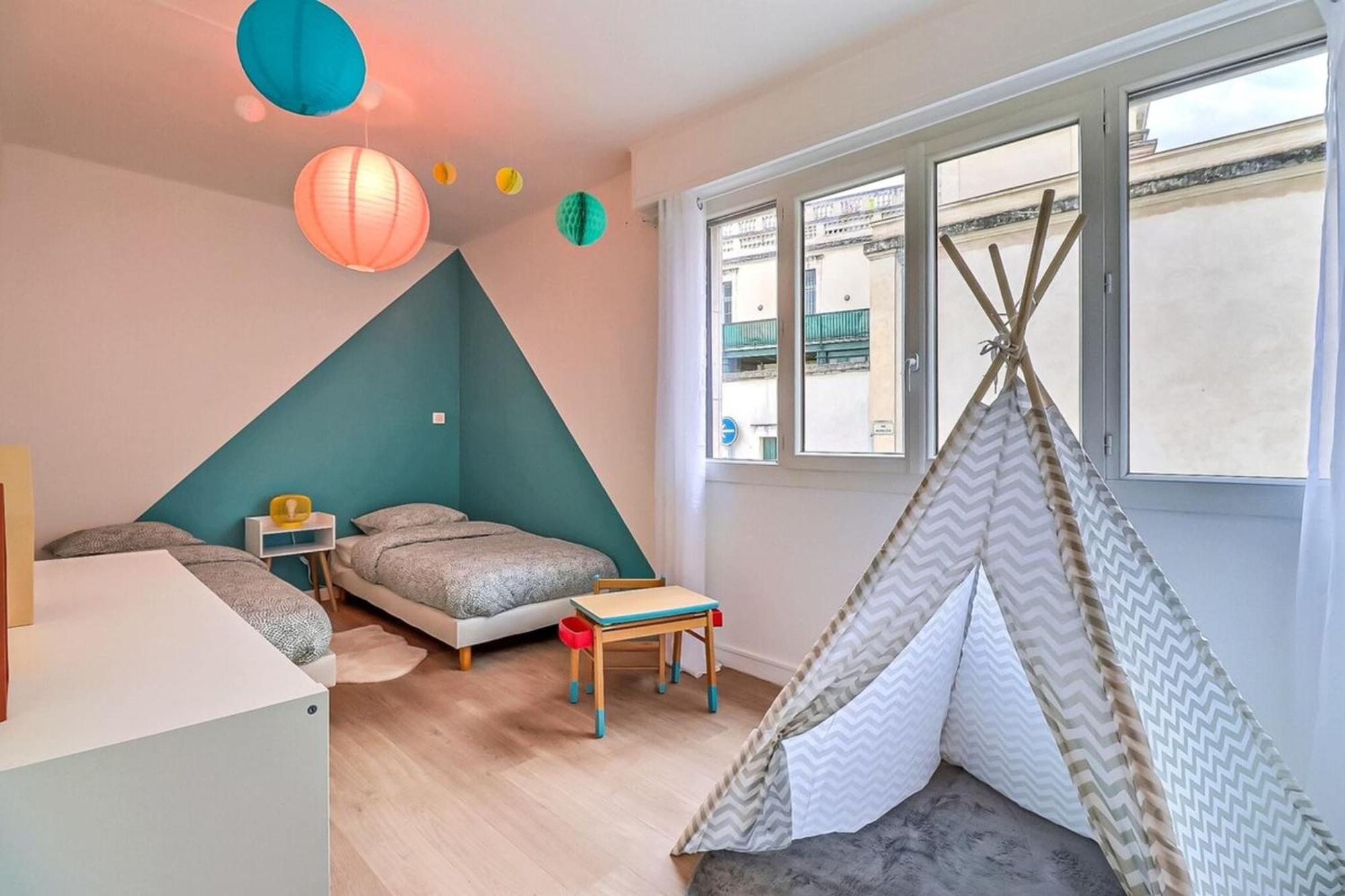 Atlas - Superbe Logement Plein Centre - Terrasse Ним Экстерьер фото
